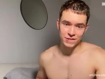 johnnnyhorny Profile Image