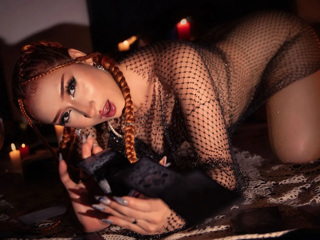 AlyCooper's Thumb Image