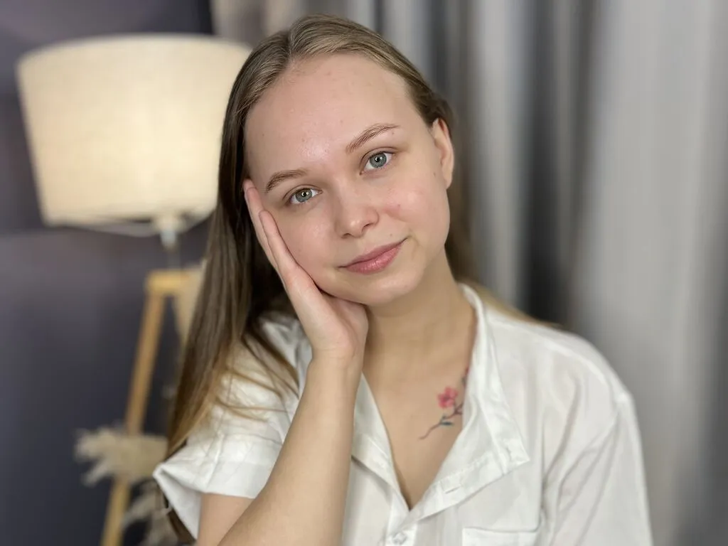 ElwynaBucher's Thumb Image