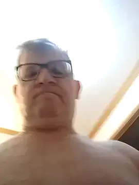 J83560Jason's Thumb Image