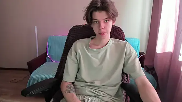 Liam_sexy1's Thumb Image